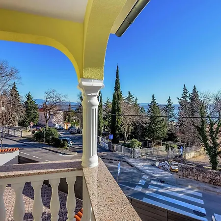 Holiday home Charming Home With Swimming Pool Dramalj