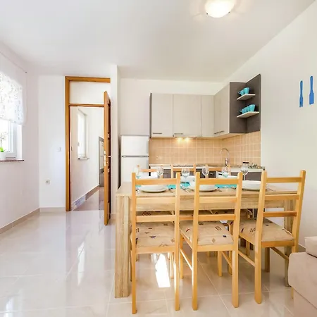 Holiday home Charming Home With Swimming Pool
